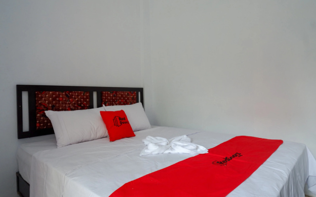 RedDoorz Syariah near Alun Alun Balai Kota Tegal