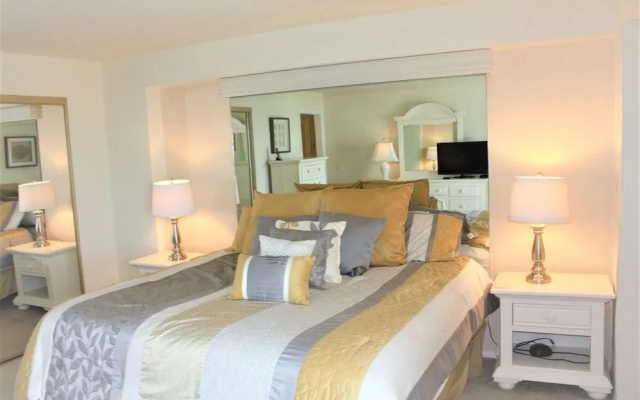 Jamaica Royale 301 - 2 Br Condo