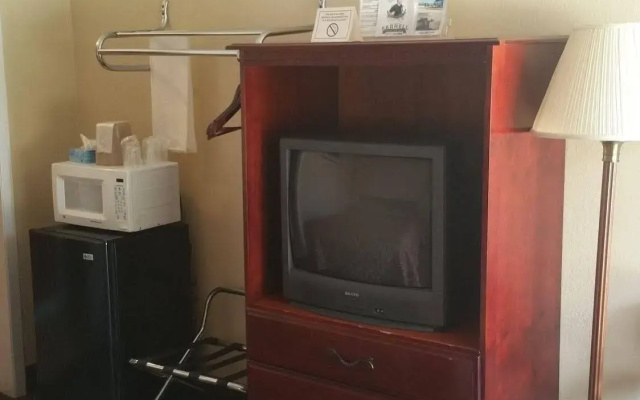 Sunbelt Lodge Motel