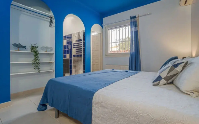 Villa in Empuriabrava With Private Mooring