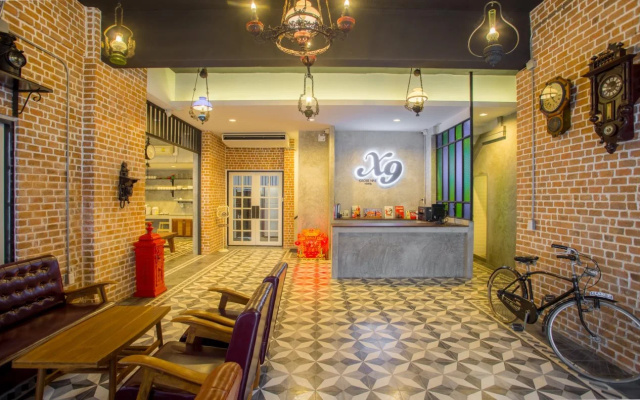X9 Hostel