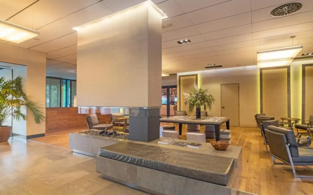Hotel Aravaca Village