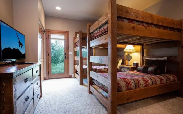 Churchill Lodge North