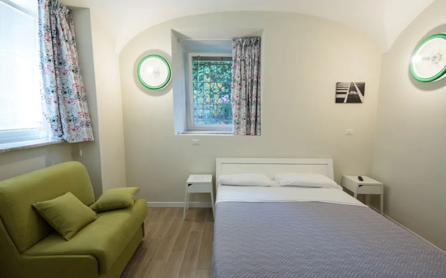 Bed&BikeRome Rooms