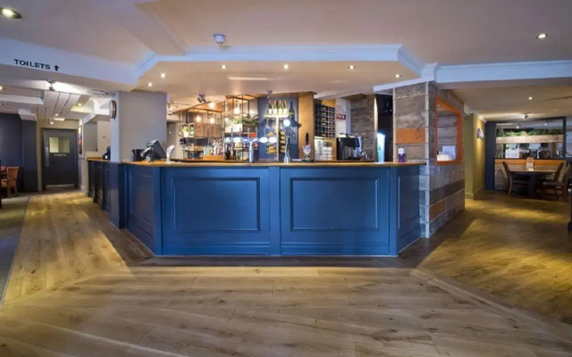 Premier Inn London Romford (mercury Gardens)