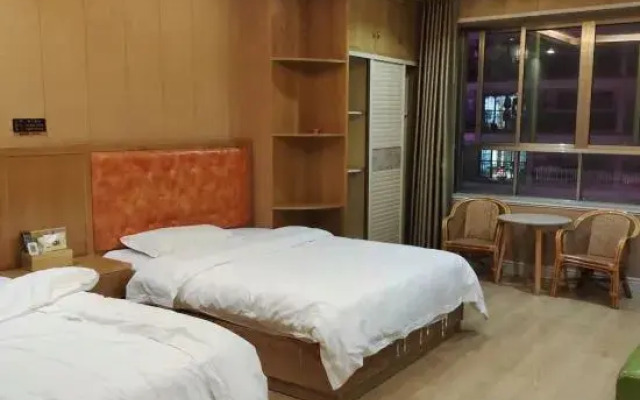 Zilong Hotel