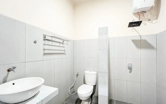 Urbanview Hotel Kumala Banyuwangi by RedDoorz(Urbanview Hotel Kumala Banyuwangi)