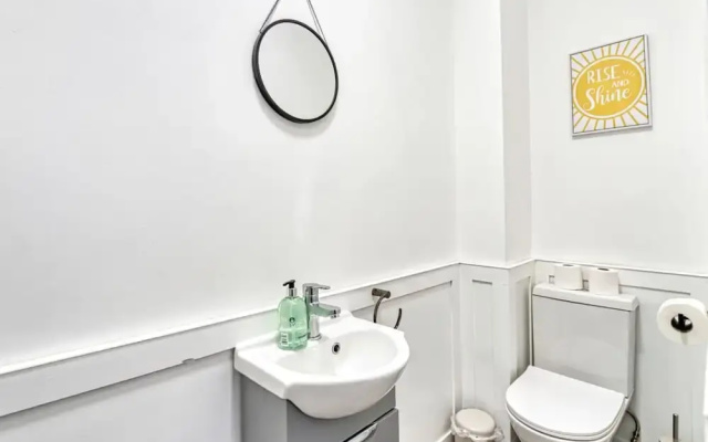 Host Stay Hills Apartment