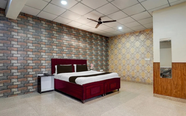 Deluxe Hotel O Sector 58 Mohali Hotel Alpha