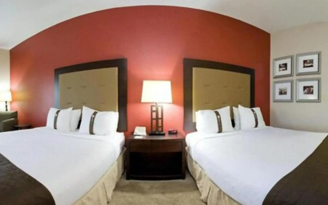 Holiday Inn Batesville by IHG