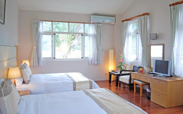 21 Holiday Resort
