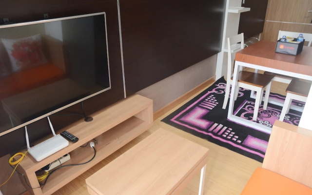 New Furnish 1BR Apartment The Oasis near Lippo Cikarang