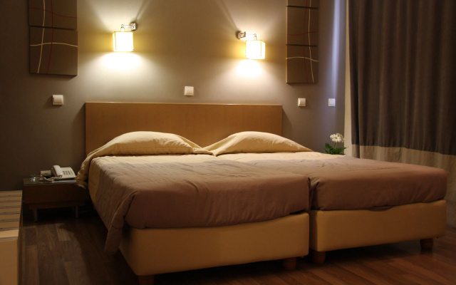 Ariston Hotel