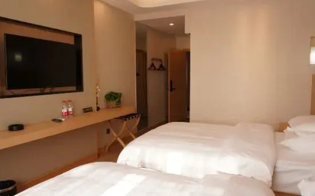 Good Hotel