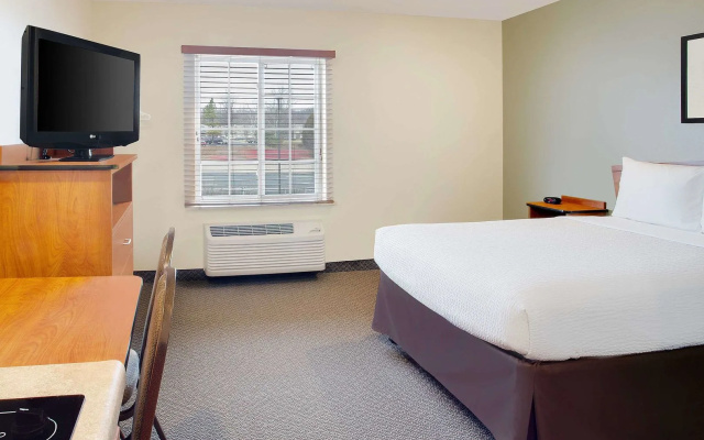 WoodSpring Suites Manassas Battlefield Park I-66