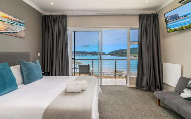 Phoenix Lodge and Waterside Accommodation