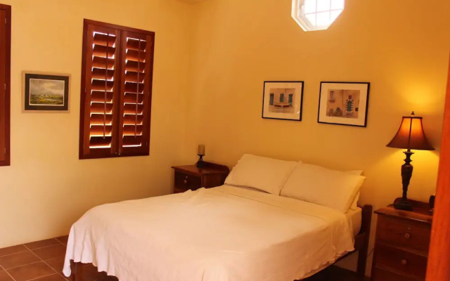 The Crimson Orchid Inn at Orchid Bay