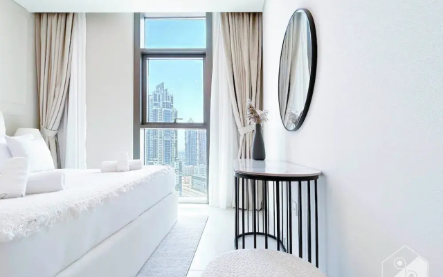 2B With Stunning Burj Views at Burj Crown