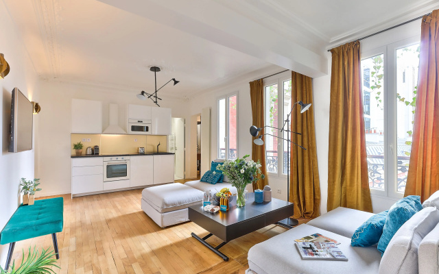 99 - Urban Fabulous 6 Bedrooms