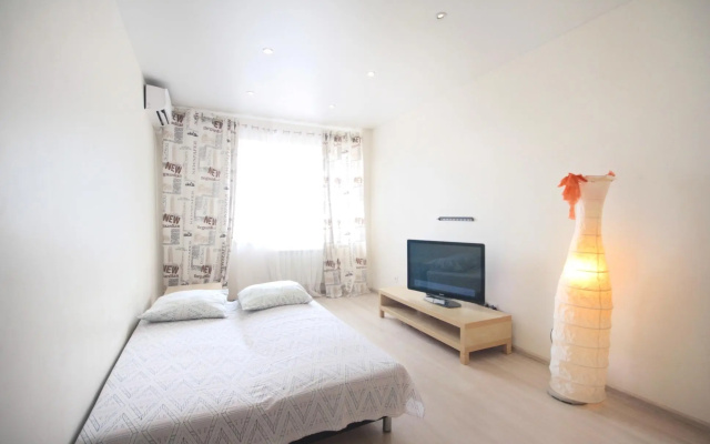 Pryanik Apartments (Пряник Апартментс) на улице Михеева 29