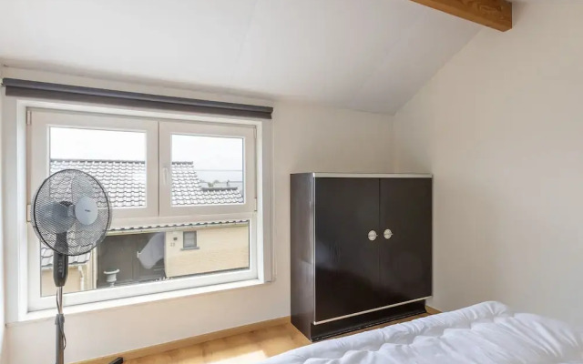 Holiday Home Within Walking Distance of the sea