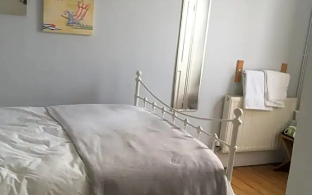 Cliftonville House Bed  Breakfast