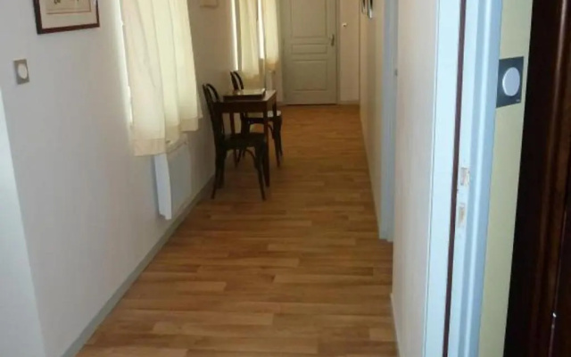 Gîte Monétay-sur-Loire, 4 pièces, 7 personnes - FR-1-489-107