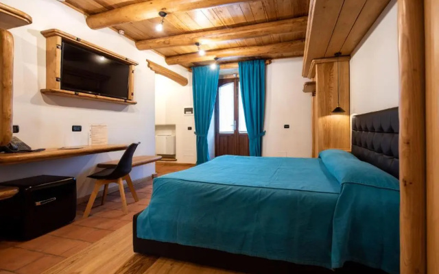 Etna Quota Mille Boutique Hotel, Typical Sicilian Food & Wine