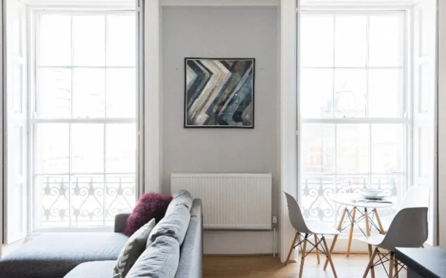 The Riverside Escape - 3bdr in 3 Central Apartments