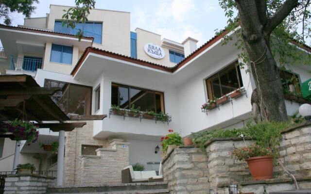 Отель White House Family Hotel Болгария, Балчик - отзывы, цены и фото номеров - забронировать отель White House Family Hotel онлайн вид на фасад