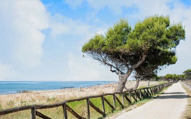 Welcoming Villa Near the Beach