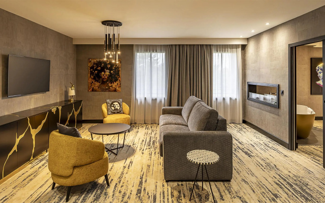 Best Western Plus Hotel Saint-Roch Orleans