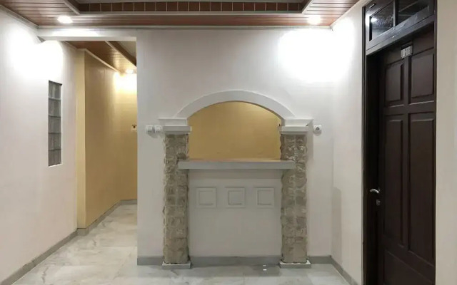RedDoorz Near XT Square 3 by RedDoorz