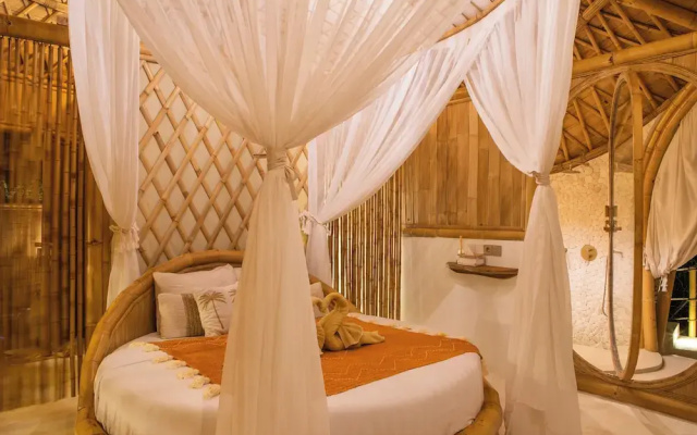Camanta Penida - Adult Only