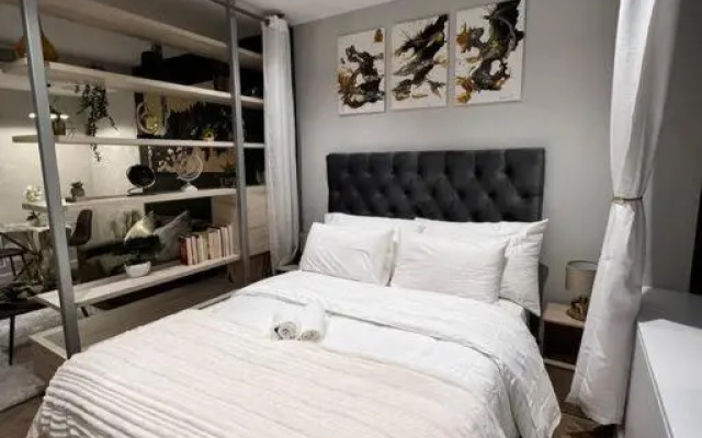 715 Foreshore Place Luxury Apartment-Cape Town CBD