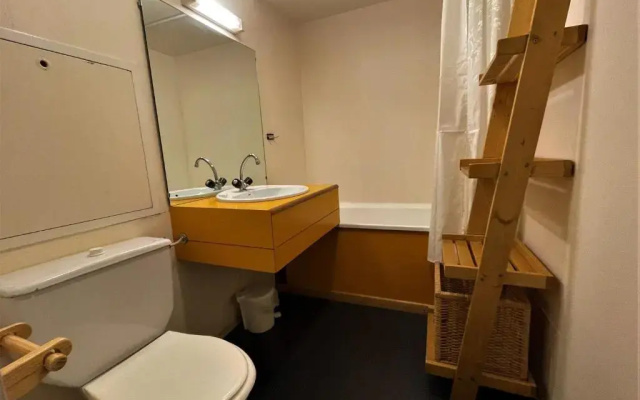 Appartement Les Menuires, 1 pièce, 4 personnes - FR-1-452-52