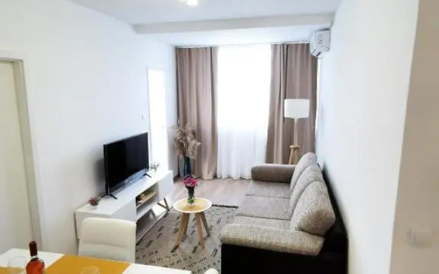 Apartment Tajchi, 5 min from Rixos Beach