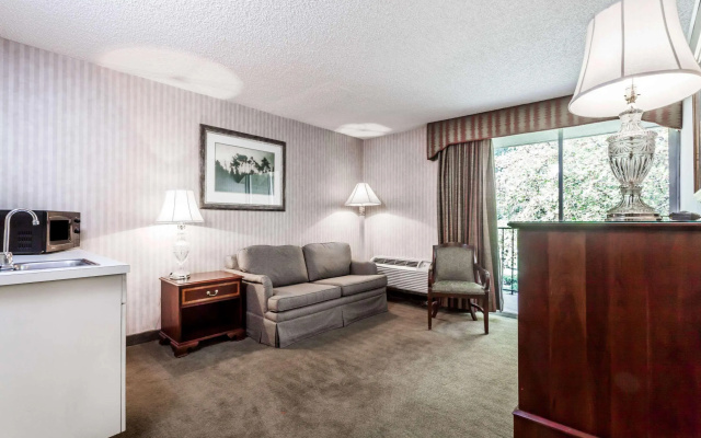 Howard Johnson Hotel Yakima