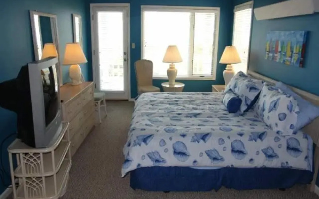 Goins By The Sea 6 Bedroom Home by Redawning