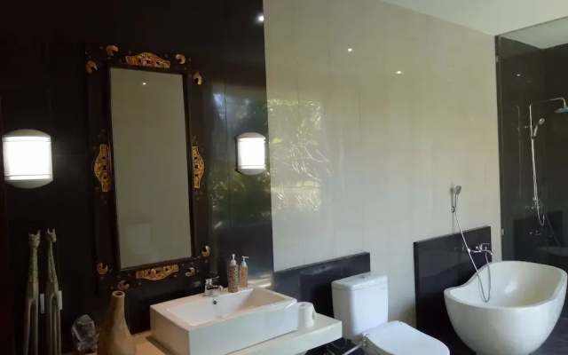 Aron Guest House
