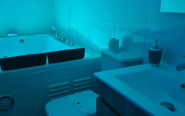 #2# Apartamento con JACUZZI XL Sevilla Centro