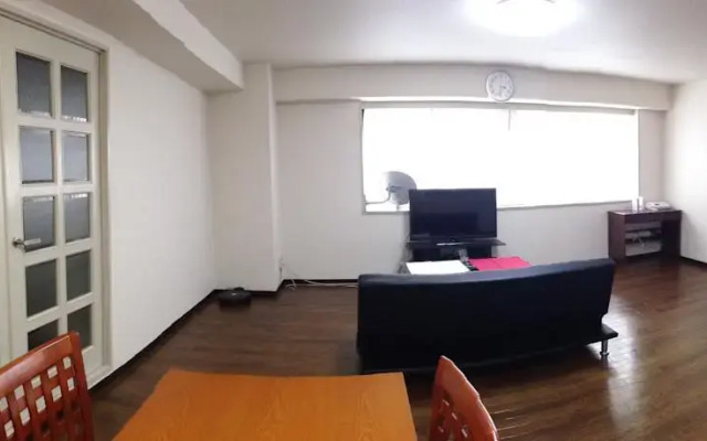 Osaka Tenma House