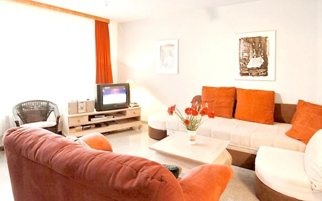 Apartment With one Bedroom in Westerland-sylt, With Furnished Garden a