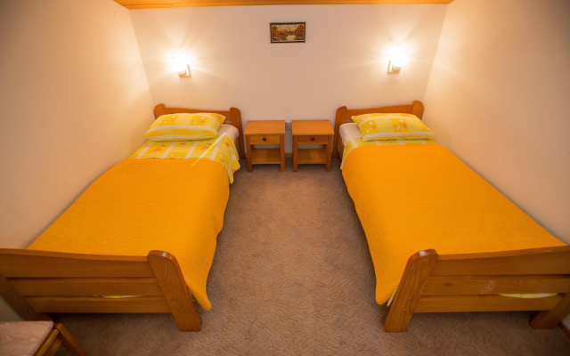 Apartments Lončar