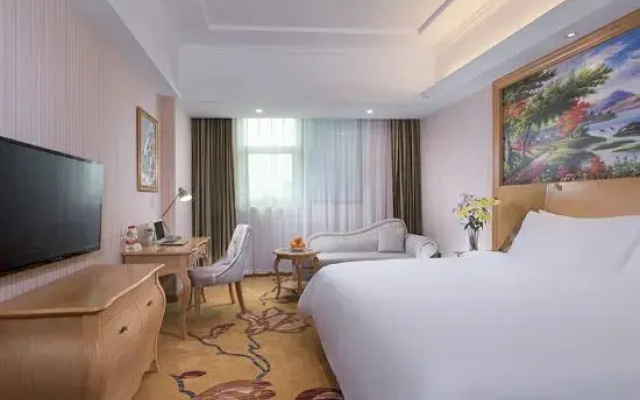 Poliya Hotel (Foshan Guanyao Plaza)