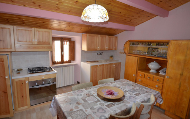 Apartment in Petrella Guidi With Garden Views