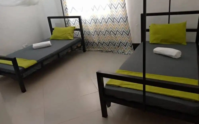 L & J Modern Backpackers