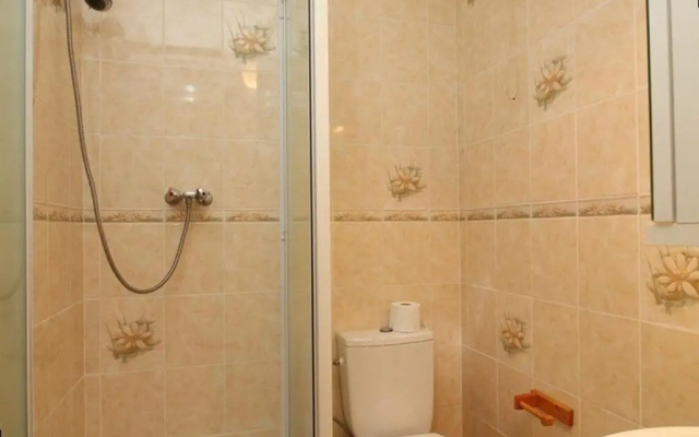 Appartement Balaruc-les-Bains, 1 pièce, 2 personnes - FR-1-553-87