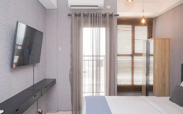 Cozy Studio (No Kitchen) At Transpark Bintaro Apartment