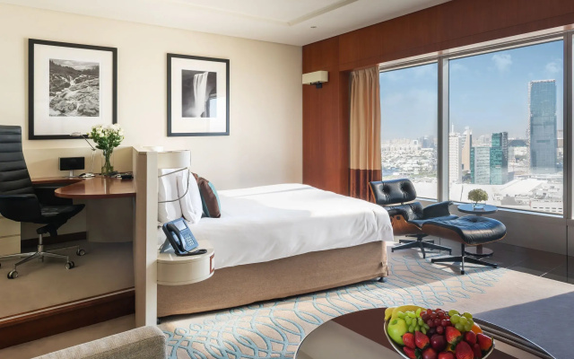 Jumeirah Emirates Towers Dubai